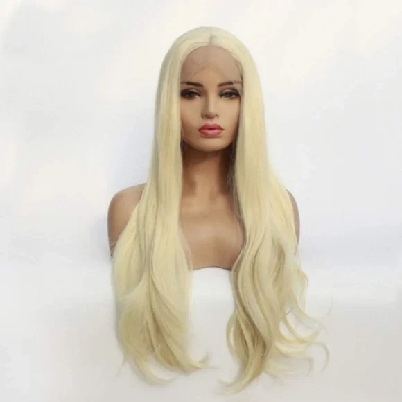 - ✨24” BLONDE STRAIGHT LACE FRONT WIG💫 *NEW*